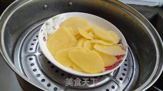 土豆面条的做法步骤:2