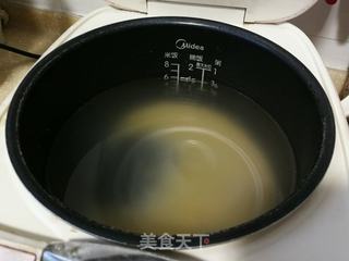 南瓜二米粥的做法步骤:2