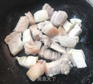 香肉炸酱面的做法步骤:3