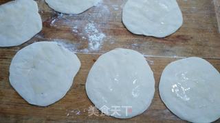 猪肉萌菜豆腐麦饼的做法步骤:5