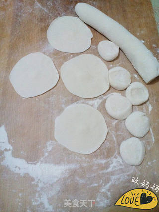 麦蒿馅饺子的做法步骤:8