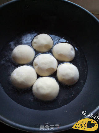 白菜煎包的做法步骤:12
