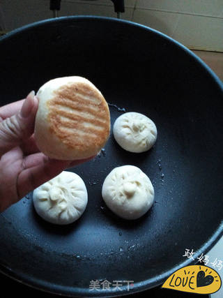 荠菜煎包的做法步骤:12