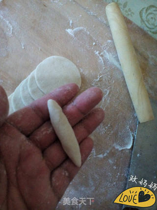 玫瑰花馒头的做法步骤:7