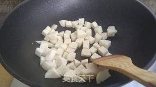 香酥馒头丁的做法步骤:3