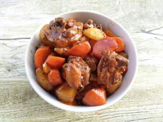 土豆胡萝卜炖鸡腿的做法步骤:15