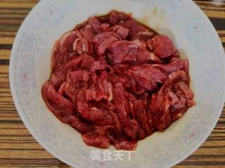 牛肉盖饭的做法步骤:2