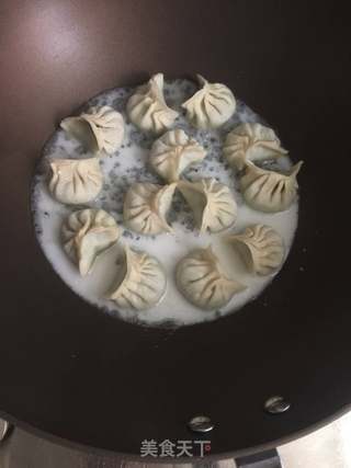 冰花煎饺的做法步骤:4