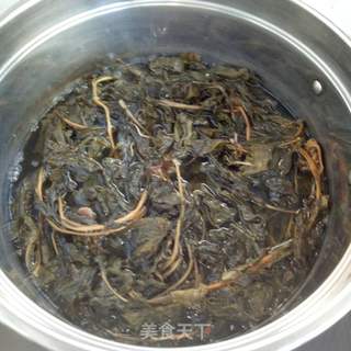 萝卜缨炖排骨的做法步骤:5