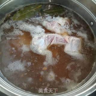 萝卜缨炖排骨的做法步骤:10