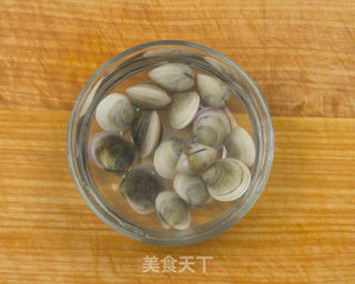 蛤蜊蒸蛋的做法步骤:2