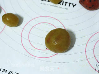 西瓜桃山皮月饼的做法步骤:6