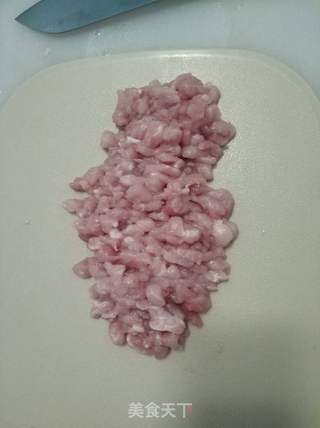 芹菜猪肉水饺的做法步骤:3