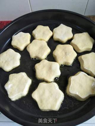 奶香发面饼的做法步骤:8