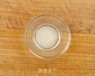 凉拌木耳,附自制辣椒油的做法步骤:3