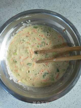 黄瓜胡萝卜早餐饼的做法步骤:6