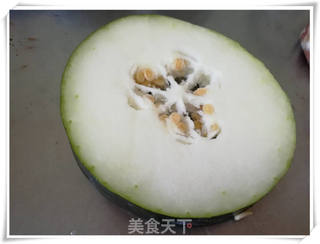 馒头蟹煲冬瓜排骨汤的做法步骤:2