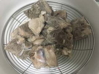 萝卜排骨汤的做法步骤:3