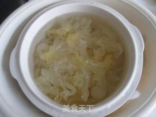老冰糖龙眼银耳羹的做法步骤:5