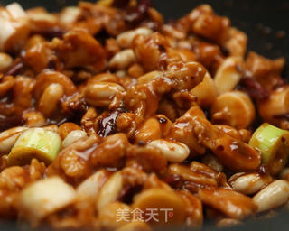 宫保鸡丁的做法步骤:11