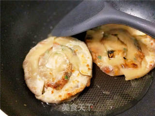 进阶版鳗鱼葱油饼的做法步骤:11