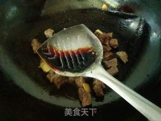 土豆焖牛肉的做法步骤：9