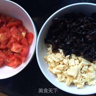 番茄旗花面的做法步骤:3