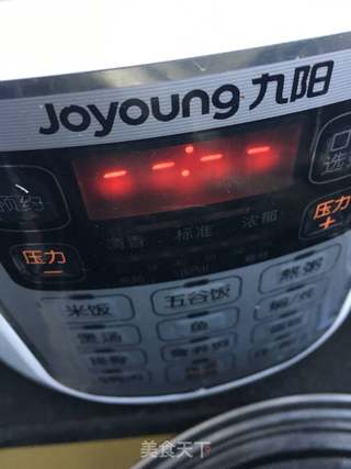 银耳秋梨甜粥的做法步骤:8