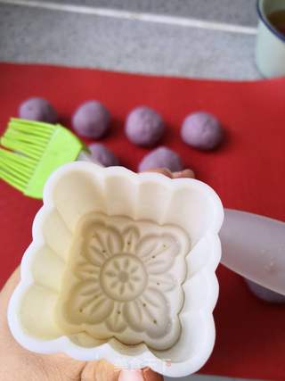紫薯豆沙糕的做法步骤:11