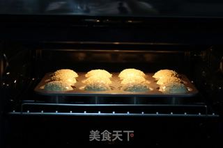 蜜汁叉烧餐包的做法步骤：17