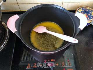黑芝麻干果雪花酥的做法步骤：3