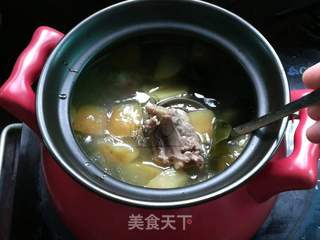 苹果海带排骨汤的做法步骤:7
