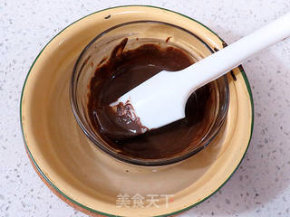 呆萌可爱又逼真的【沙皮狗慕斯蛋糕】的做法步骤:3