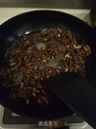 糖炒核桃的做法步骤:8