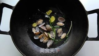 蛤蜊蒸蛋的做法步骤:2
