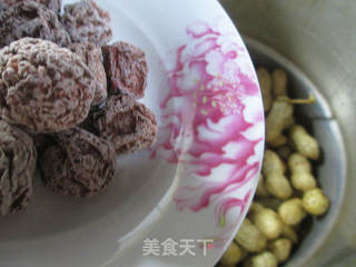 话梅花生的做法步骤：3