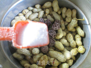 话梅花生的做法步骤：5