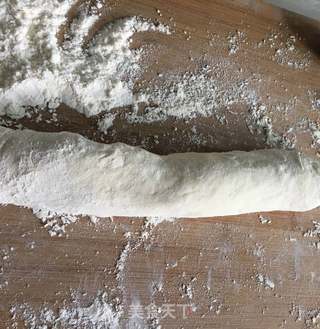 西兰花嫩芽肉丁包的做法步骤:16