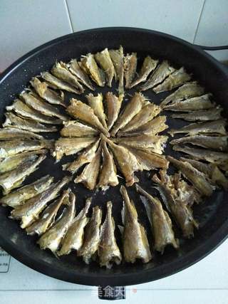 香酥小黄花魚的做法步骤:5