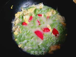 西红柿鸡蛋菠菜面的做法步骤:13