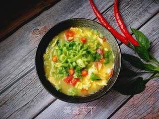 西红柿鸡蛋菠菜面的做法步骤:15