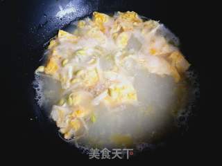 西红柿鸡蛋菠菜面的做法步骤:6