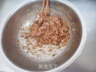 猪肉鸡蛋菠菜馅水饺的做法步骤:4