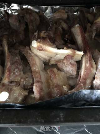 香酥烤羊排的做法步骤:3