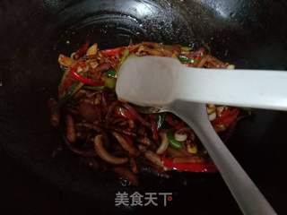 爆炒鱿鱼须的做法步骤:12