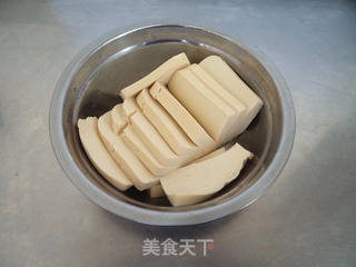 脆皮豆腐 的做法步骤:3