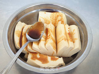 脆皮豆腐 的做法步骤:5