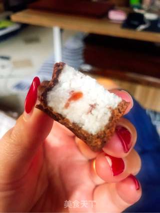 巧克力椰蓉奶酪蔓越莓月饼的做法步骤:21
