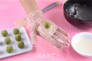 水晶班兰月饼的做法步骤:11