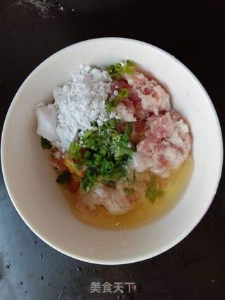 鲜肉馄饨的做法步骤:3